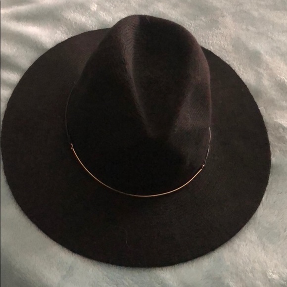hat - Picture 2 of 4